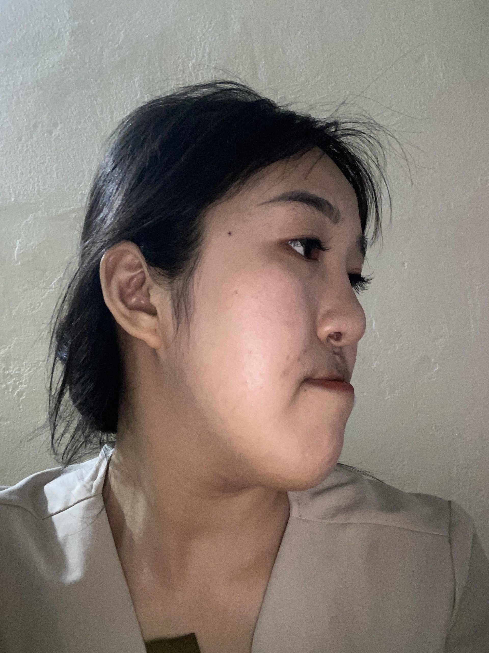 Nghiêng trái