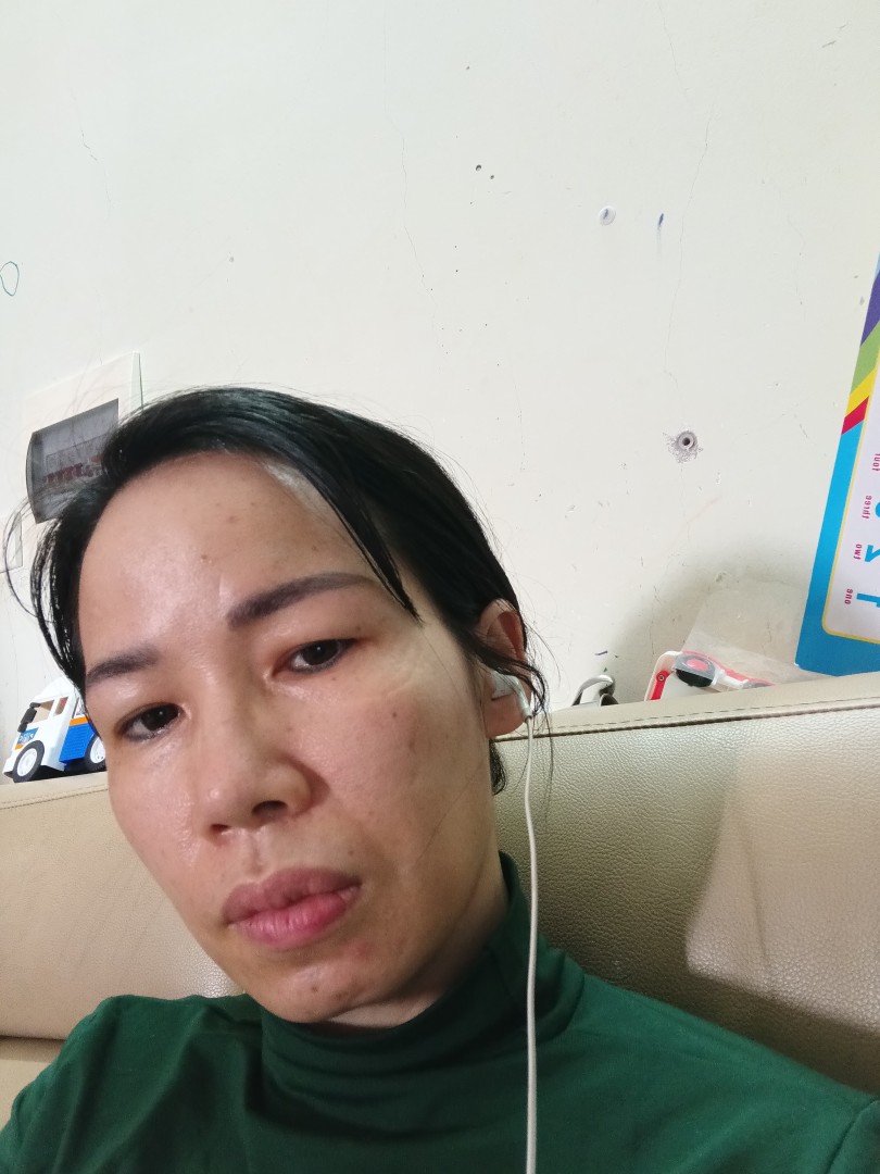 Nghiêng trái