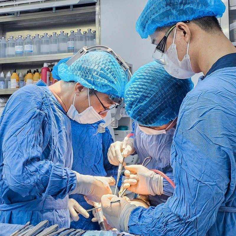 Bác sĩ sẽ chỉ định khách hàng nên phẫu thuật hay không