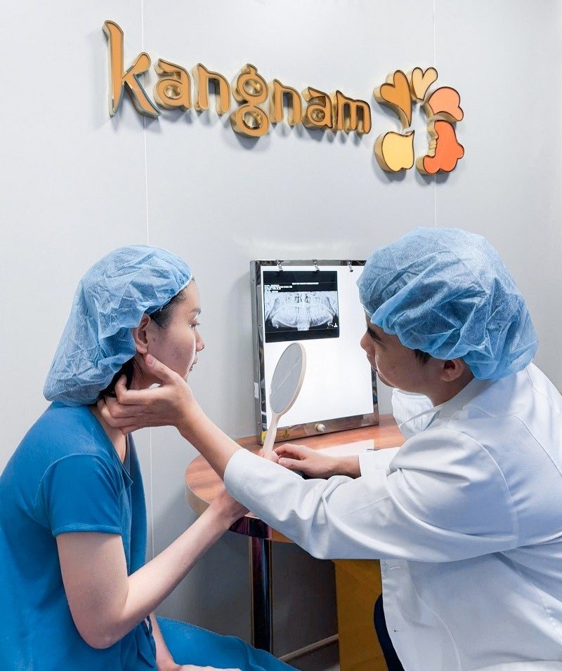 Bác sĩ giỏi chuyên môn sẽ thăm khám cẩn thận, xác định được chính xác lượng xương cần bỏ