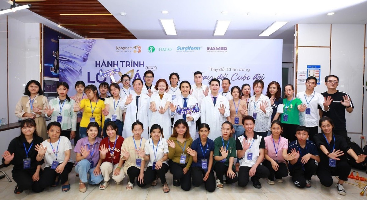Các thí sinh tham gia casting Hành Trình Lột Xác