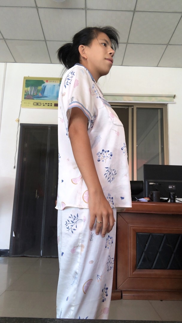 Nghiêng trái
