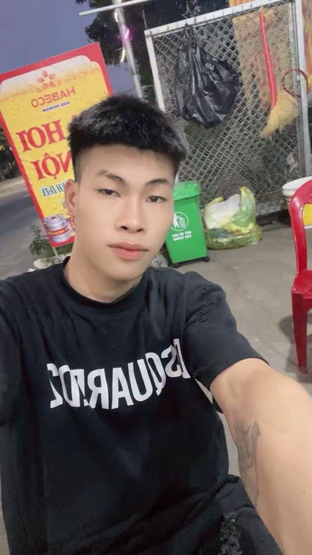 Nghiêng trái