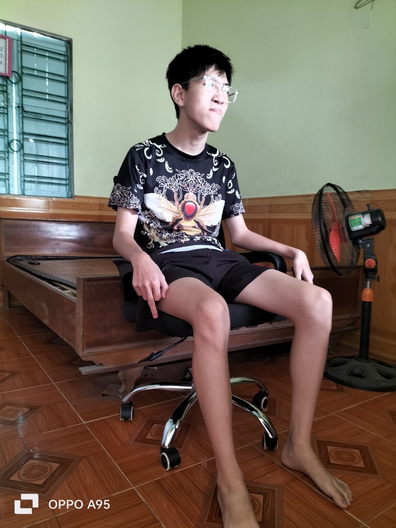 Nghiêng trái